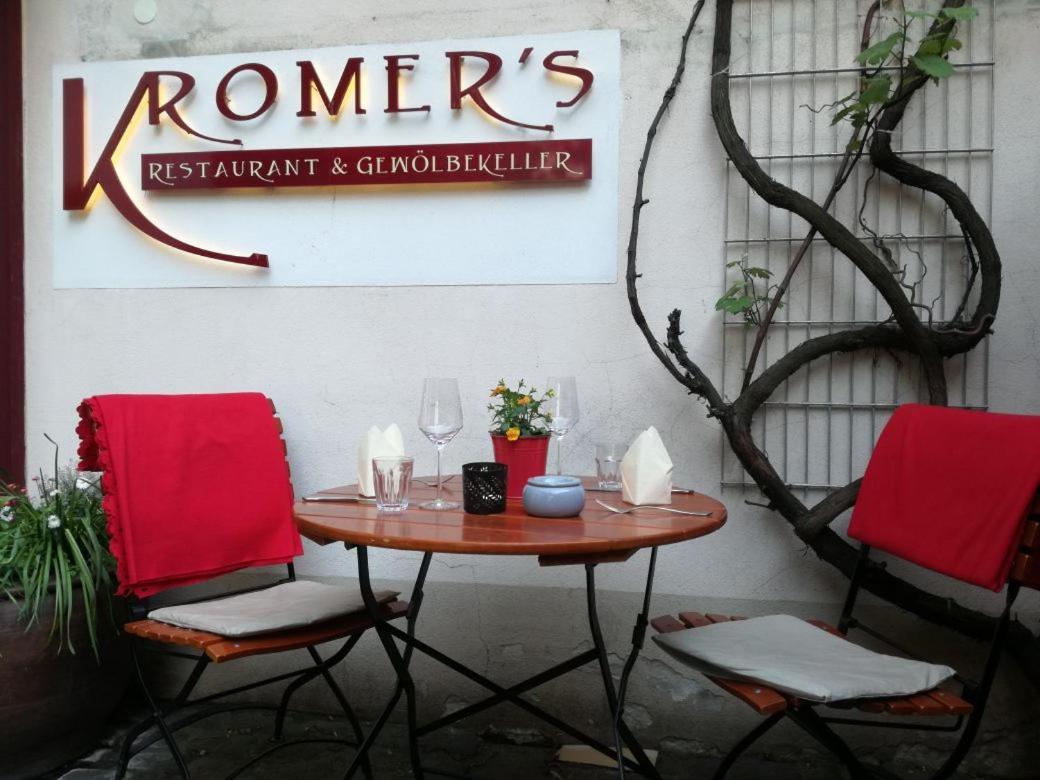 Altstadtwohnung Kromers & Restaurant Эрфурт Экстерьер фото