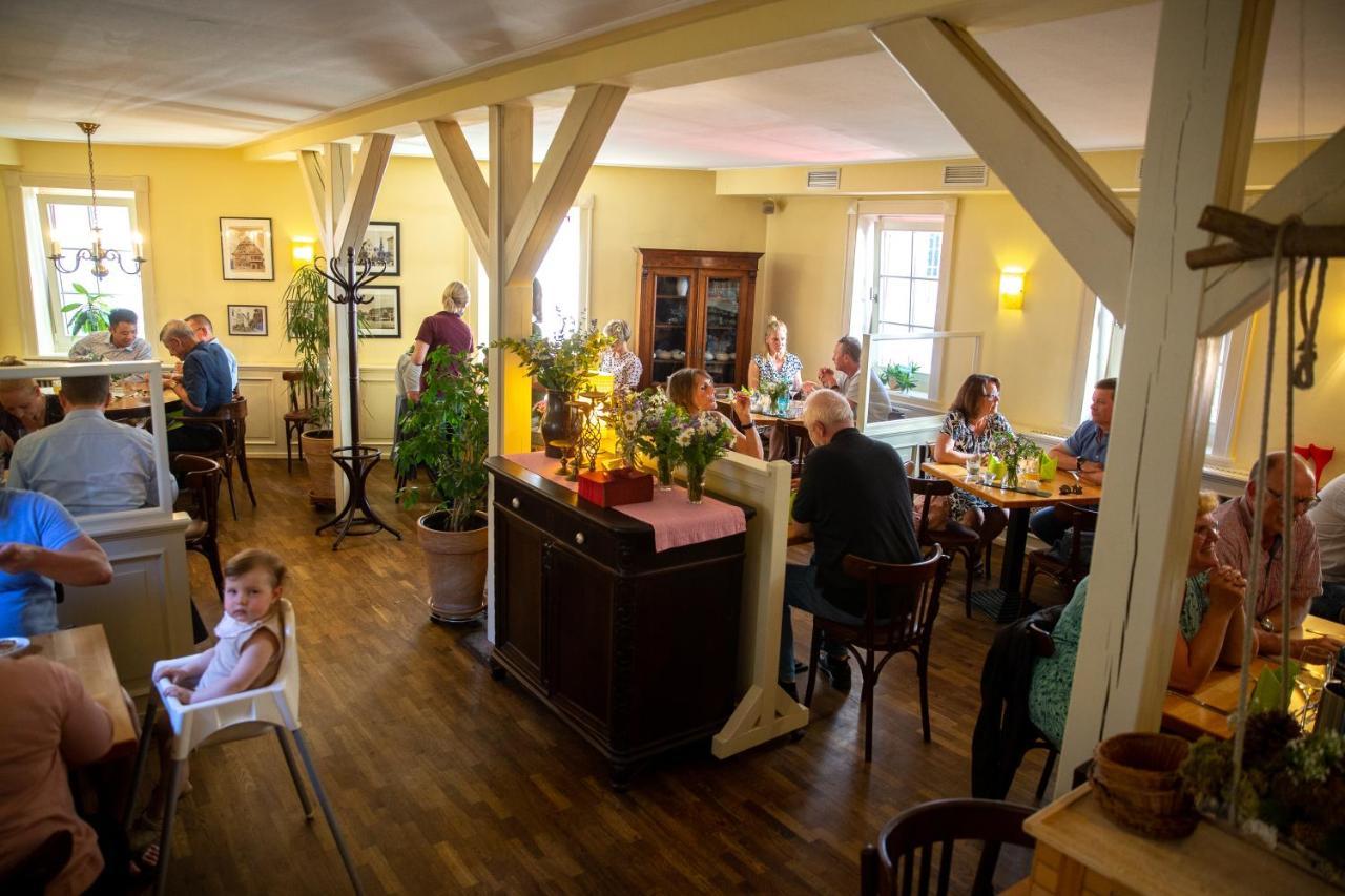 Altstadtwohnung Kromers & Restaurant Эрфурт Экстерьер фото